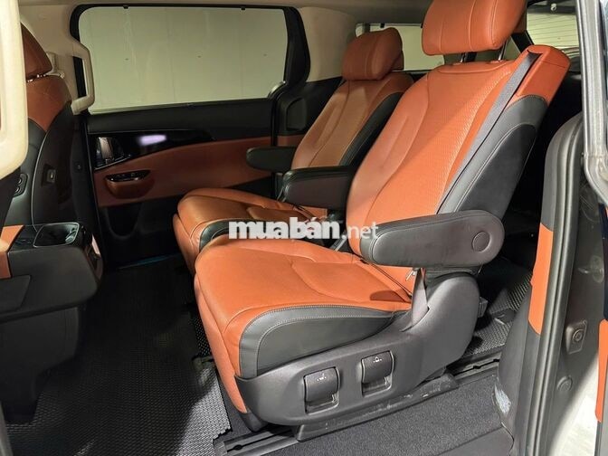 KIA Carnival 2024 Signature Xám 7 chỗ