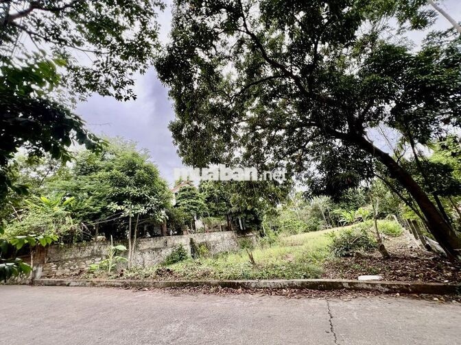 Bán quỹ đất gần 900m² Sư Hy Nhan - Lê Ngô Cát - Đường QH 43m -18,5 tỷ