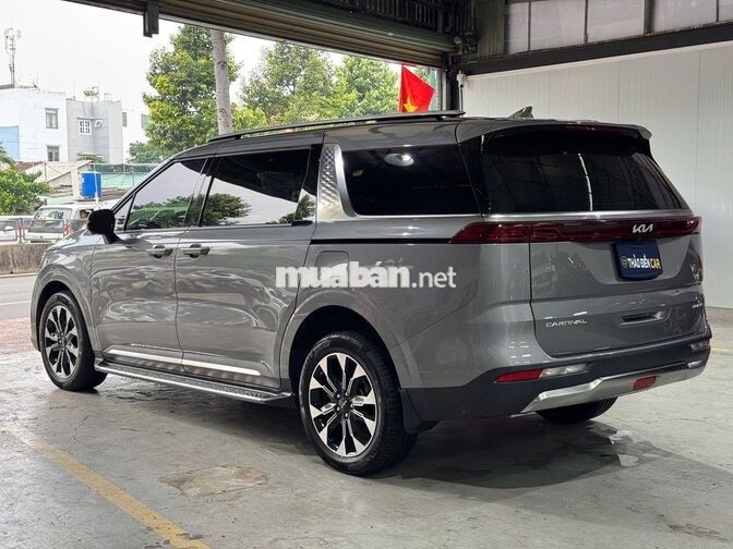 KIA Carnival 2024 Signature Xám 7 chỗ
