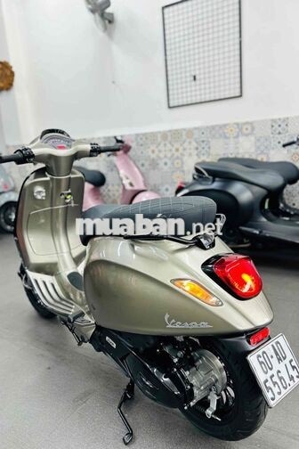 Piaggio Sprint 2022 màu Nâu đồng