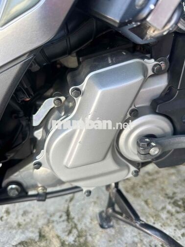 Suzuki Impulse 2016 trắng xanh