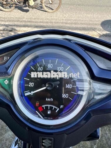 Suzuki Impulse 2016 trắng xanh