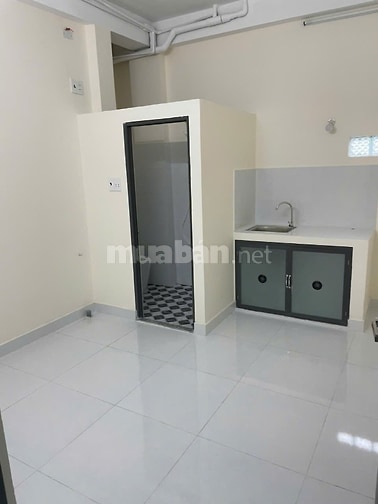 Cần bán nhà chợ đầu mối Bình Điền
