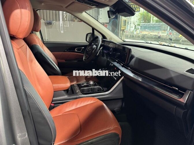 KIA Carnival 2024 Signature Xám 7 chỗ