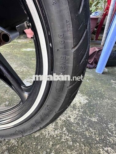 Suzuki Impulse 2016 trắng xanh