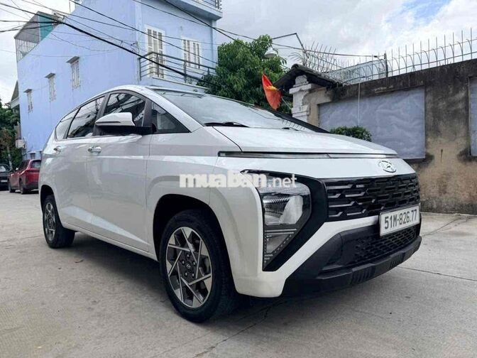 Hyundai Stargazer Cao cấp 7 chỗ sản xuất 2022