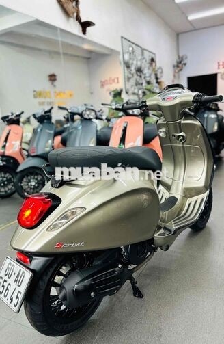 Piaggio Sprint 2022 màu Nâu đồng