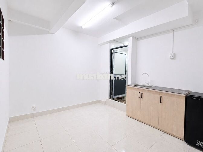 Cho thuê phòng trọ tầng trệt giá rẻ (Có tủ bếp và máy lạnh)