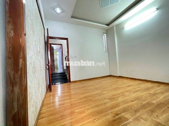 Cho thuê nhà mới HXH 737/6A Lạc Long Quân, Phường 10, Quận Tân Bình