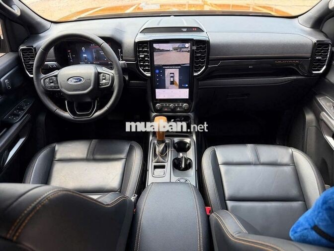 Ford Ranger Wildtrak 2025, bảo hành xe 2030