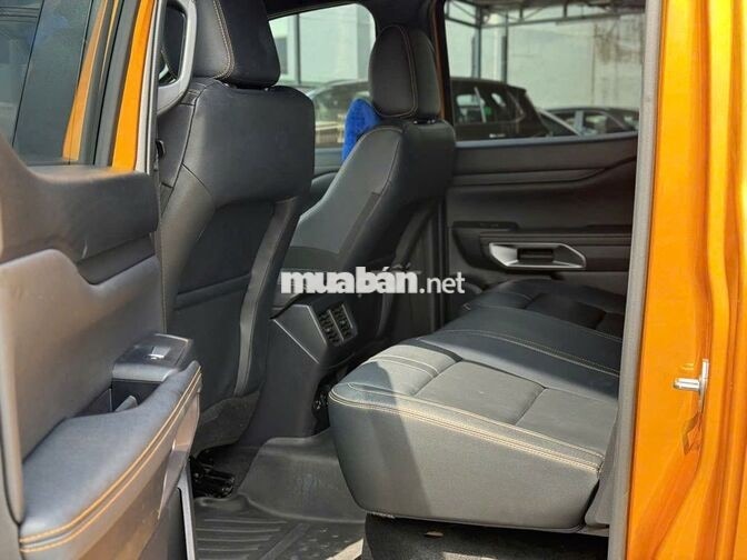 Ford Ranger Wildtrak 2025, bảo hành xe 2030