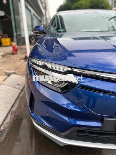 VinFast VF8 2022 Eco Thuê Pin tiên phong sạt free