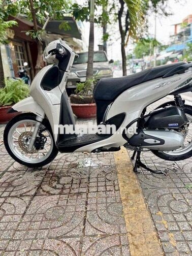 Honda SH Mode màu Trắng