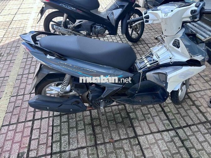 Honda Air Blade 2017 Trắng bạc đen