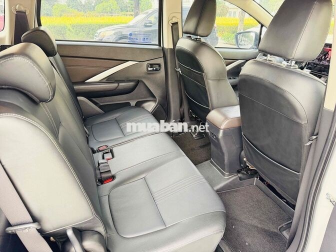 Mitsubishi Xpander 2024 Premium Trắng