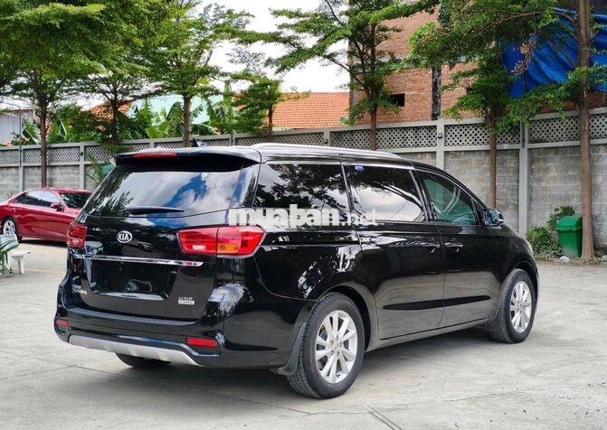 Kia Sedona 2020 Dầu 90.000km Đen