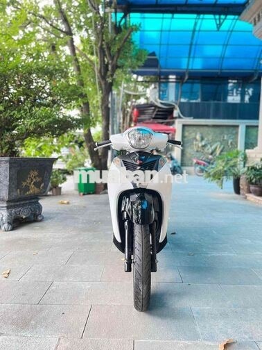 Honda SH Mode màu Trắng