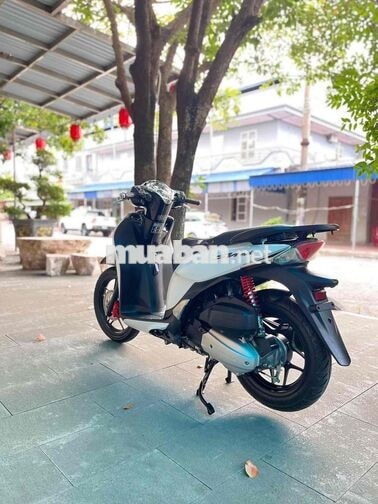 Honda SH Mode màu Trắng