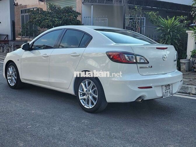 mazda 3S sx2013 stđ,1 chủ từ mới ,chạy 8.6vkm