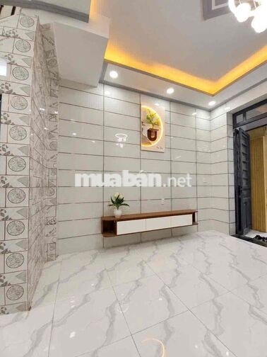 Bán nhà DT 43m2 - 4,5x10m - Ngay Trục Đường Tên Lửa, Sát Aeon Bình Tân