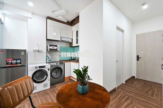 Căn hộ 1pn 40m2 ban công - Đinh Công Tráng Quận 1, gần chợ Tân Định