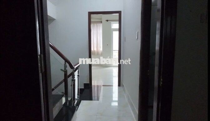 ✅P16 Q8 C/CHỦ CHO THUÊ NHÀ NGUYÊN CĂN 4PN 3LẦU