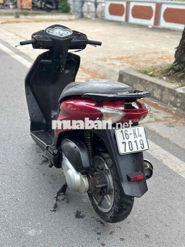 Honda Dylan 150cc màu Đỏ