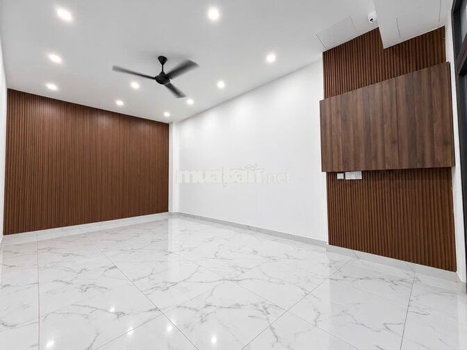 CHO THUÊ VĂN PHÒNG MẶT TIỀN KHU VỰC LIÊN CHIỂU - NGUYỄN SINH SẮC