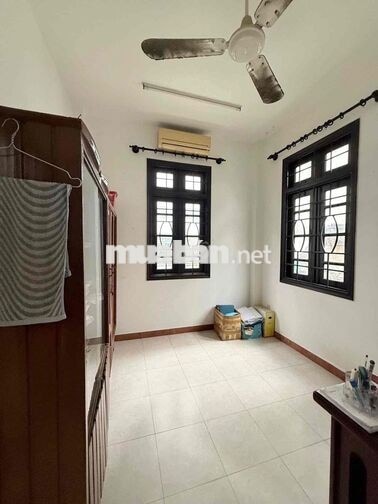 Biệt thự 260 m2  chỉ 18,9 tỷ hẻm xe hơi ,Đặng Văn Bi , ĐH  Kiến Trúc