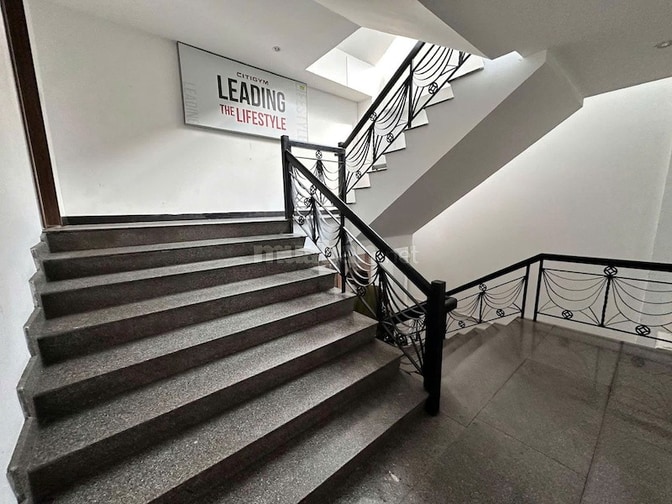 Cho thuê tòa VP Điện Biên Phủ gần Hàng Xanh, 7 tầng, 5.224m2 sàn