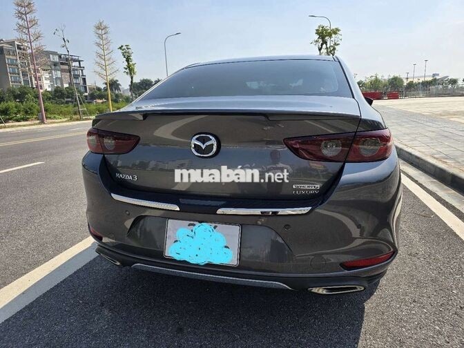 Mazda 3 Luxury 2023 Xám 16000 km