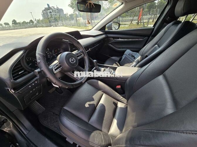 Mazda 3 Luxury 2023 Xám 16000 km