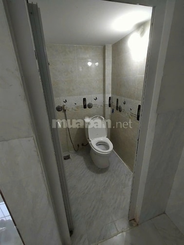 PHÒNG TRỌ THOÁNG MÁT CÓ MÁY LẠNH - NGAY CHÂN CẦU KINH - GIÁ 3TR/THÁNG