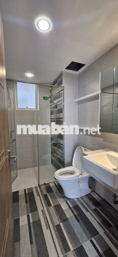 Cho thuê căn hộ Sunrise Riverside 2 PN diện tích lớn