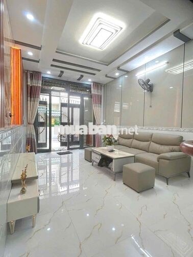 Bán Nhà Giáp Ngay Quận 6 Xây Mới 4 Tầng Ngang 4x15 Tặng Nội Thất