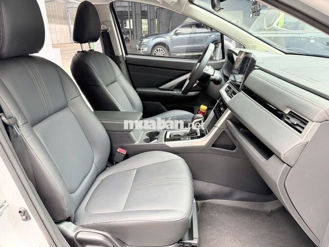 Mitsubishi Xpander 2026 Premium 22000 km-5xx tr TL