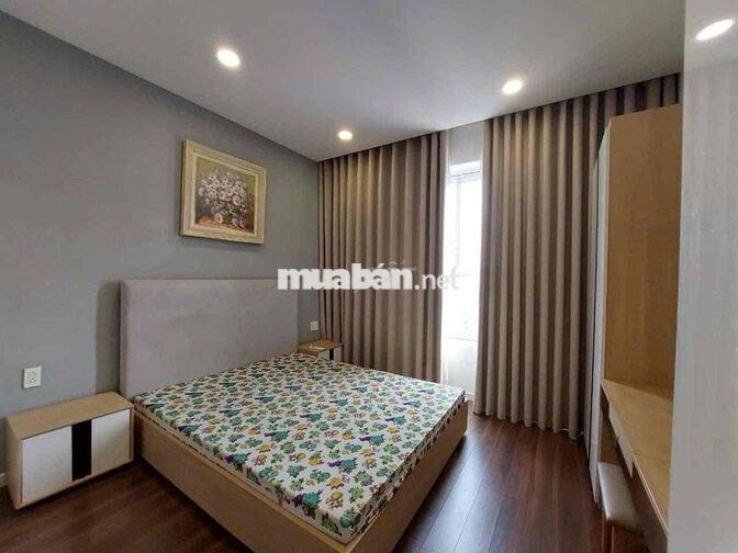 Cho thuê căn hộ 3 phòng ngủ 2WC. chung cư Orchard Parkview. gần sb TSN