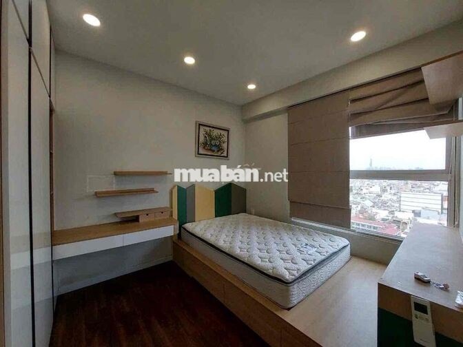 Cho thuê căn hộ 3 phòng ngủ 2WC. chung cư Orchard Parkview. gần sb TSN