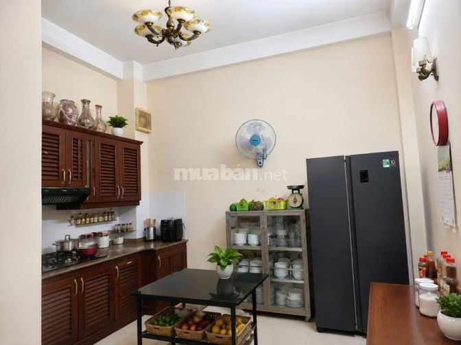 Bán nhà HXT Đoàn Thị Điểm,khu VIP Phú Nhuận,nhà 4T, 50m2 , giá 12,7 tỷ