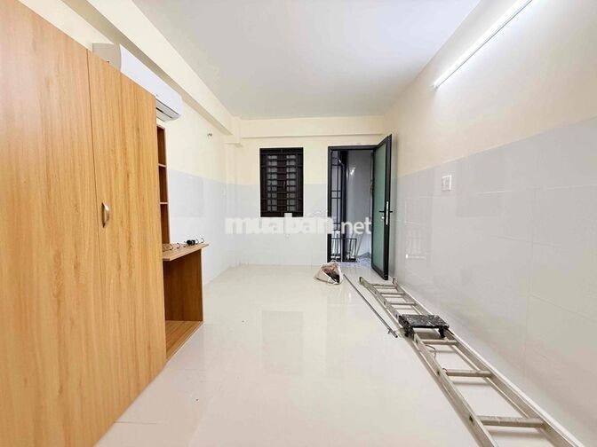 NHÀ 1 TRỆT 1 LẦU NGAY CỘNG HOÀ- HOÀNG HOA THÁM