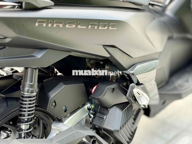 Honda Air Blade 160 2026 151 km Đen nhám