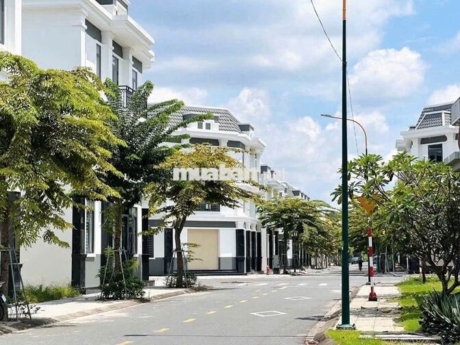 Sáng ra làm ly cafe, lướt thấy lô đất ở Richland là tỉnh cả ngủ!