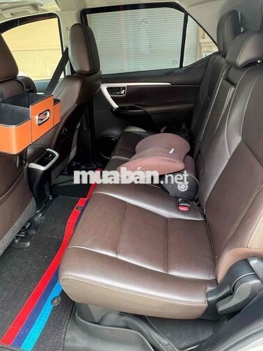 Toyota Fortuner 2018 2.7V 90.000km bạc