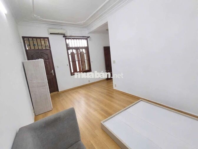 Phòng 35m² Full Nội Thất mới Q1 Q6 – Ban công Cửa sổ Siêu rộng thoáng