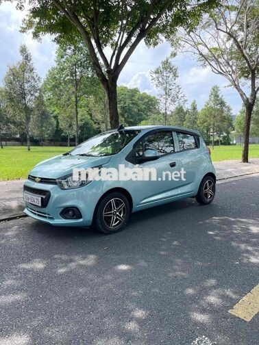 Chevrolet Spark 5 chỗ Xanh