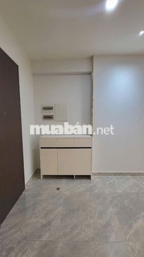 Cho thuê Republic, Cộng Hòa, Tân Bình: 70m2, 2Pn Nhà Trống
