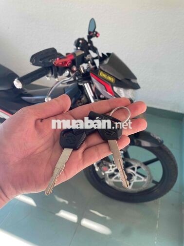 Suzuki Raider 150