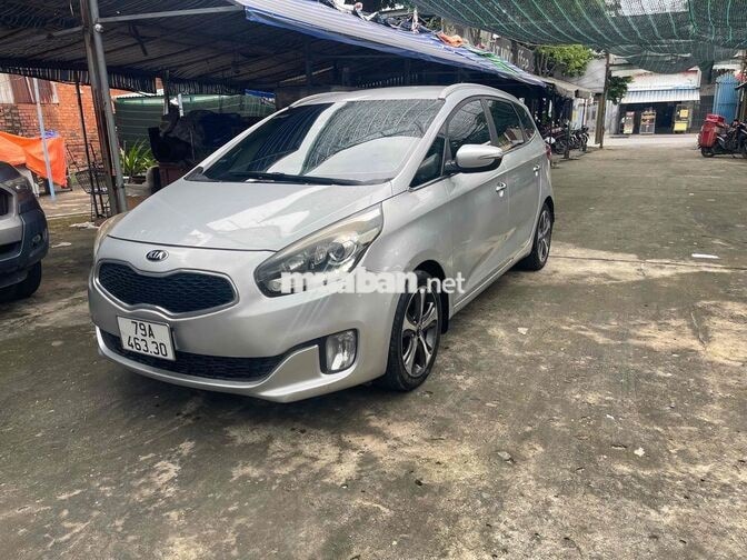 Kia Rondo 2016 7 chỗ màu Bạc