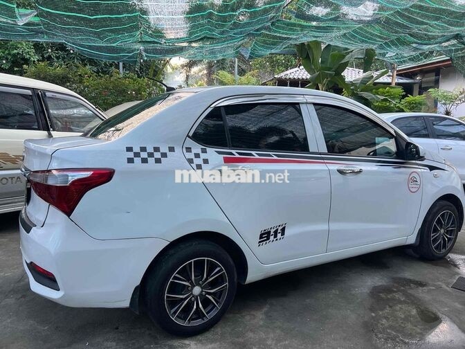 Hyundai Grand i10 5 chỗ Số sàn Trắng