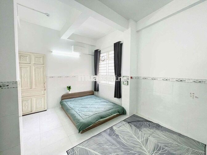 Studio Nội Thất Đầy Đủ 25m2 Gần Vòng Xoay Phú Lâm Q6
